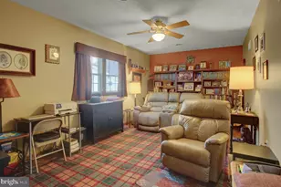 406 Freedom Dr, Shippensburg, PA 17257 - Photo 5
