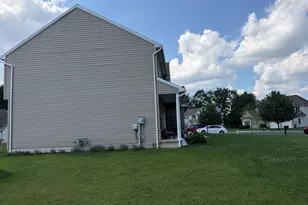 104 Bellows Dr, Carlisle, PA 17015 - Photo 3