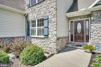 834 Tamanini Way, Mechanicsburg, PA 17055 - Photo 3