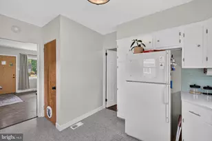 14 Country Club Pl W, Camp Hill, PA 17011 - Photo 15