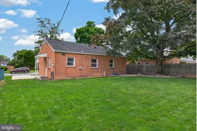 14 Country Club Place W, Camp Hill, PA 17011 - Photo 3