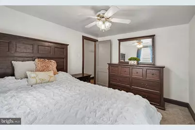 28 E Pine Street, Mount Holly Springs, PA 17065 - Photo 15