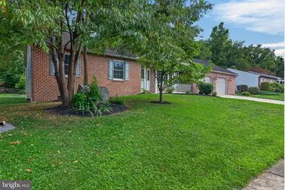 397 Baker Drive, Mechanicsburg, PA 17055 - Photo 3