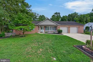 397 Baker Dr, Mechanicsburg, PA 17055 - Photo 1