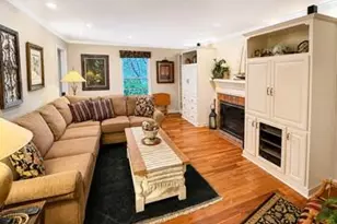 808 Mandy Ln, Camp Hill, PA 17011 - Photo 5