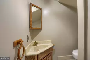 402 S Penn St, Shippensburg, PA 17257 - Photo 11