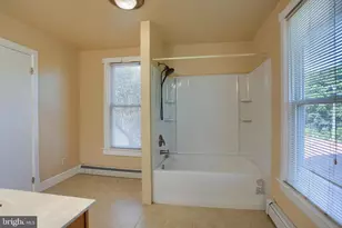402 S Penn St, Shippensburg, PA 17257 - Photo 19