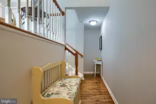 510 Meadowcroft Cir, Mechanicsburg, PA 17055 - Photo 5