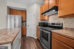 217 Berkshire Dr, Carlisle, PA 17015 - Photo 9