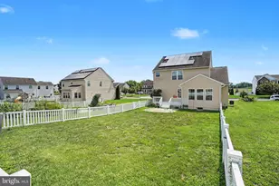 217 Berkshire Dr, Carlisle, PA 17015 - Photo 9
