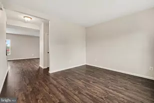 217 Berkshire Dr, Carlisle, PA 17015 - Photo 3