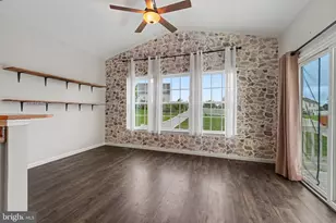 217 Berkshire Dr, Carlisle, PA 17015 - Photo 11