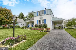 25 Maple Ave, Camp Hill, PA 17011 - Photo 3