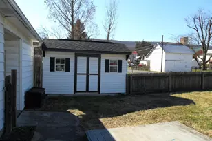 301 Tichy Dr, Mount Holly Springs, PA 17065 - Photo 3