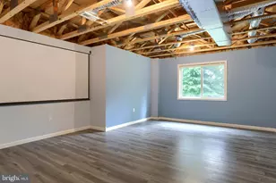 1 Woods Dr, Camp Hill, PA 17011 - Photo 19