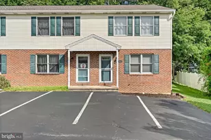 4516 Linden Ave, Mechanicsburg, PA 17055 - Photo 1
