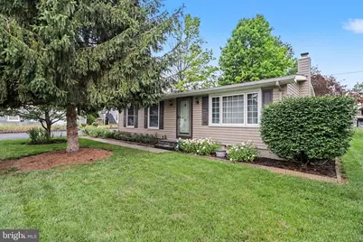 6 Arnold Street, Boiling Springs, PA 17007 - Photo 1