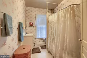 156 W South St, Carlisle, PA 17013 - Photo 29