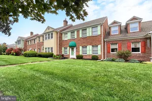 1202 White Birch Ln, Carlisle, PA 17013 - Photo 3