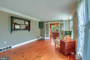 6105 Westover Dr, Mechanicsburg, PA 17050 - Photo 5
