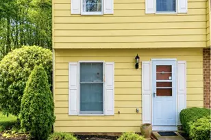 31 Drexel Pl, New Cumberland, PA 17070 - Photo 1