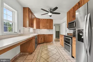 922 Valley Rd, Enola, PA 17025 - Photo 7