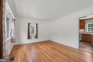 922 Valley Rd, Enola, PA 17025 - Photo 5