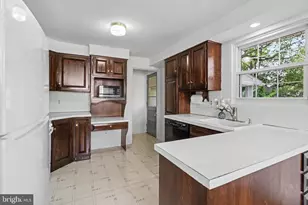 1908 Letchworth Dr, Camp Hill, PA 17011 - Photo 11