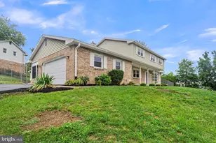 3922 Cherylbrook Dr, Mechanicsburg, PA 17050 - Photo 1