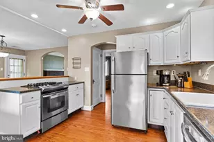 282 Walton St, Lemoyne, PA 17043 - Photo 7