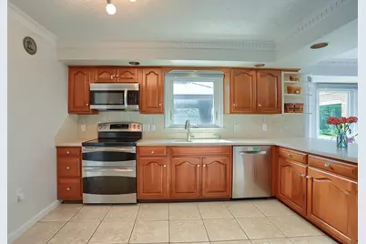 341 E Meadow Drive, Mechanicsburg, PA 17055 - Photo 13