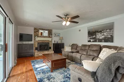 341 E Meadow Drive, Mechanicsburg, PA 17055 - Photo 17
