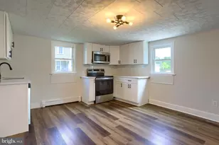 512 Chestnut St, Mount Holly Springs, PA 17065 - Photo 11