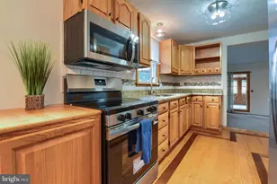 401 James St, Mechanicsburg, PA 17055 - Photo 11