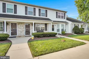 7 Southpoint Dr, Mechanicsburg, PA 17055 - Photo 3
