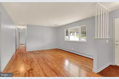 19 E Glenwood Drive, Camp Hill, PA 17011 - Photo 5