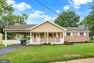 19 E Glenwood Dr, Camp Hill, PA 17011 - Photo 3