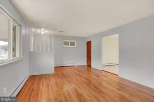 19 E Glenwood Dr, Camp Hill, PA 17011 - Photo 7