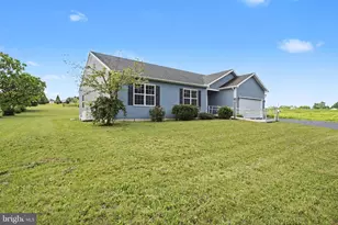 420 Cornman Rd, Carlisle, PA 17013 - Photo 3