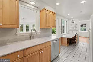 309 N 29th St, Camp Hill, PA 17011 - Photo 9