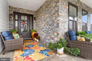 253 Breeches Run, Boiling Springs, PA 17007 - Photo 5