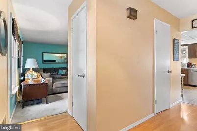 812 N Market Street, Mechanicsburg, PA 17055 - Photo 5