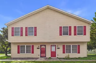 15 S Chestnut St, Mechanicsburg, PA 17055 - Photo 1