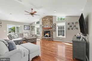 6311 Valleybrook Dr, Mechanicsburg, PA 17050 - Photo 11
