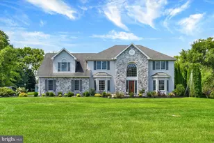 180 Meadow Ln, Mechanicsburg, PA 17055 - Photo 1