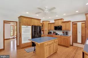 180 Meadow Ln, Mechanicsburg, PA 17055 - Photo 11
