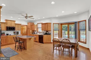 180 Meadow Ln, Mechanicsburg, PA 17055 - Photo 9