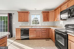 27 Lismore Pl, Mechanicsburg, PA 17050 - Photo 9