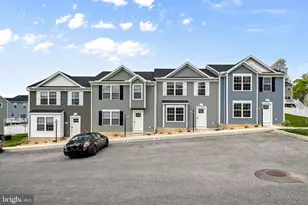 26 Laurel Wy, Carlisle, PA 17013 - Photo 1