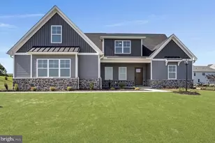 4 Suebecca Dr, Carlisle, PA 17013 - Photo 1